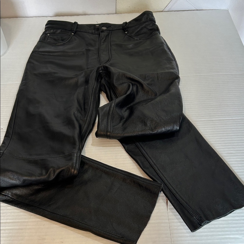 WILSONS BLACK SOFT LEATHER STRAIGHT LEG WOMENS LINED CLASSIC PANTS SZ 6